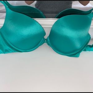 Victoria’s Secret push up Bra 36C